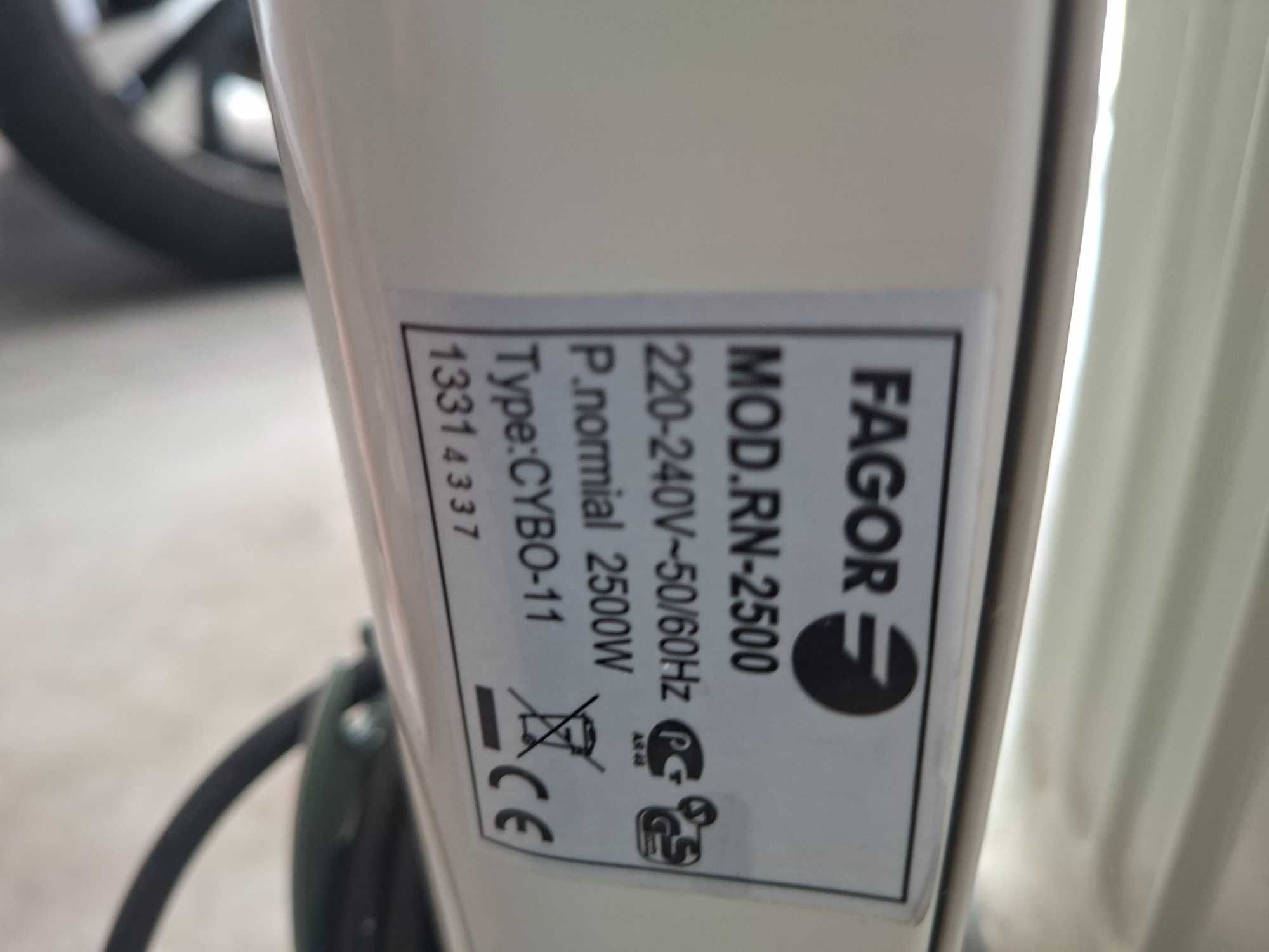 Aquecedor a óleo Fagor RN-2500 – 2500W