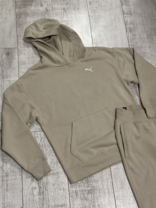 Костюм бежевий puma оригінал