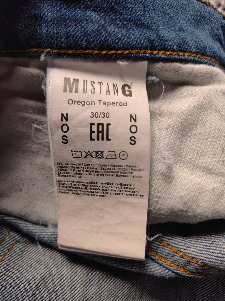 Spodnie męskie granatowe Mustang Oregon Tapered 30/30