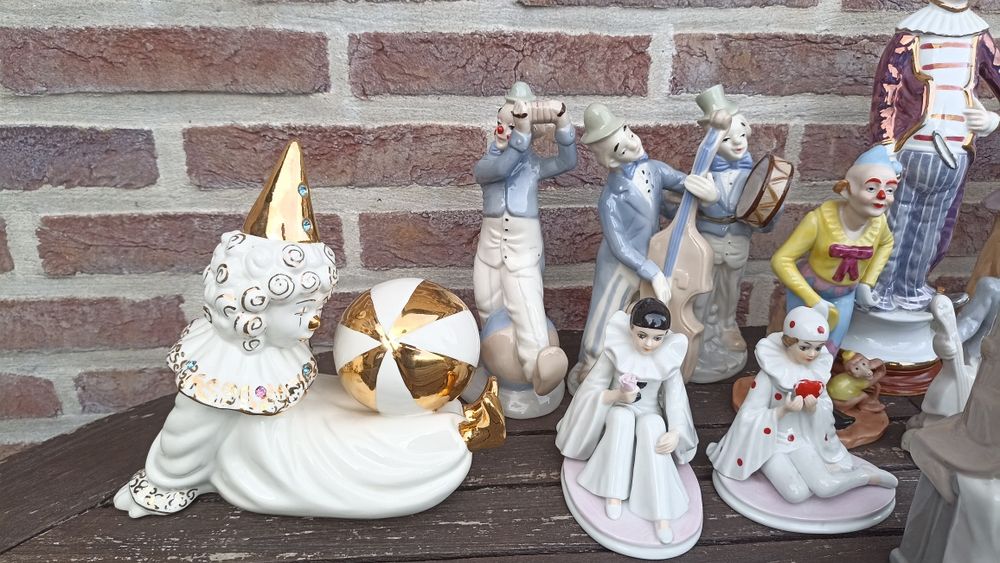 Статуэтка  клоун