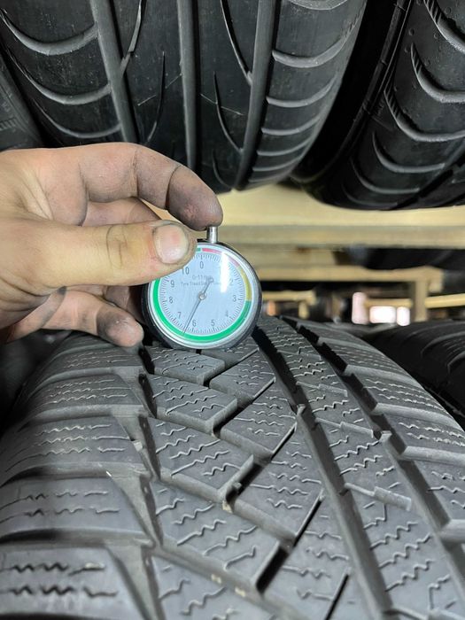 GS700 Зимові шини 205/60r16 Continental WinterContact TS850P комплект