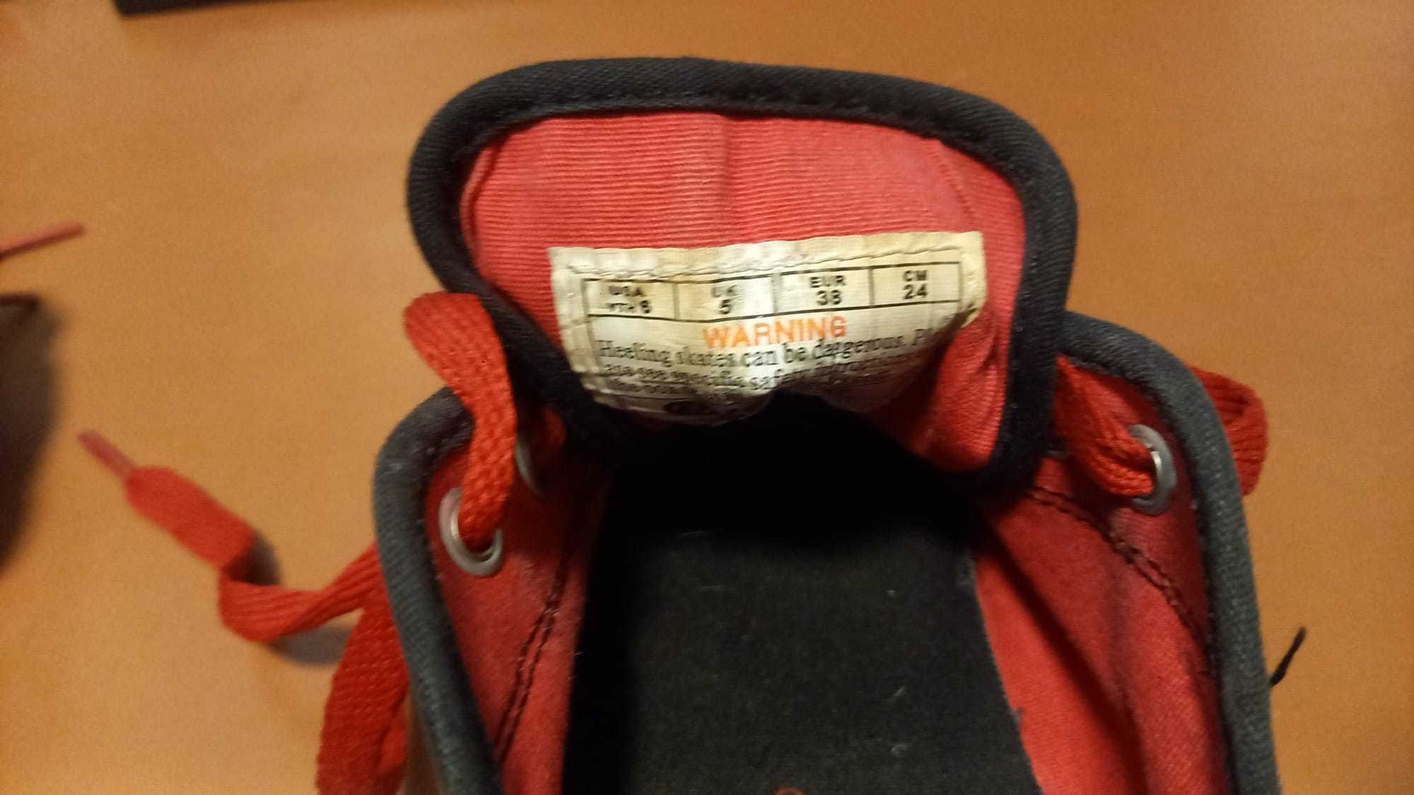 Tênis HEELYS com rodas