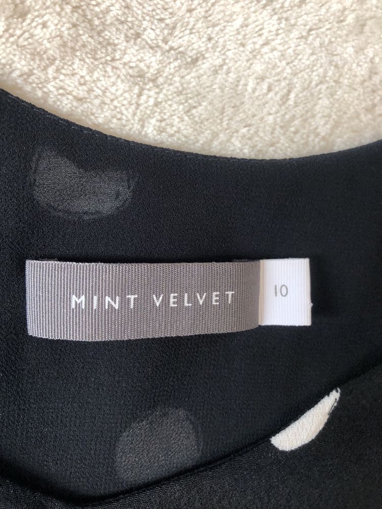 Bluzeczka Mint Velver 38 czarna z wiskozy