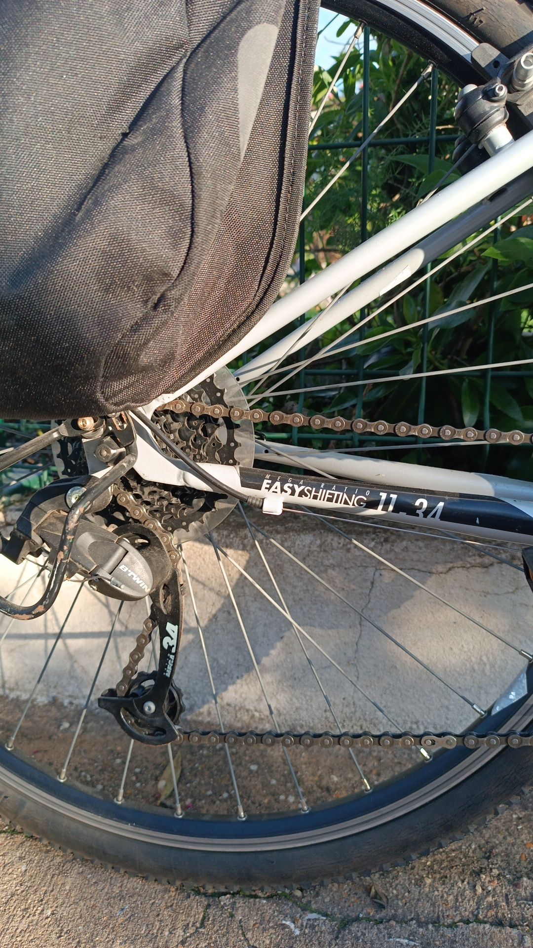 Bicicleta de trekking Riverside 120