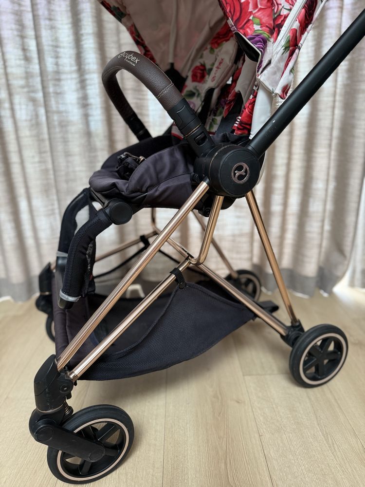 Wózek spacerowy cybex mios 2.0 blossom spring