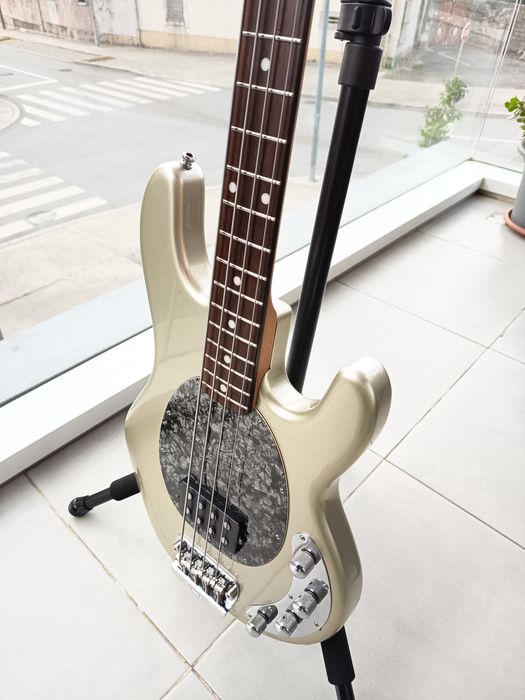 Musicman Stingray 3EQ
