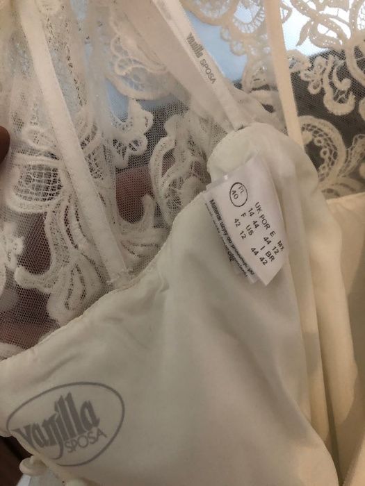 Suknia ślubna Vanilla Sposa model 1932 kolor Ivory