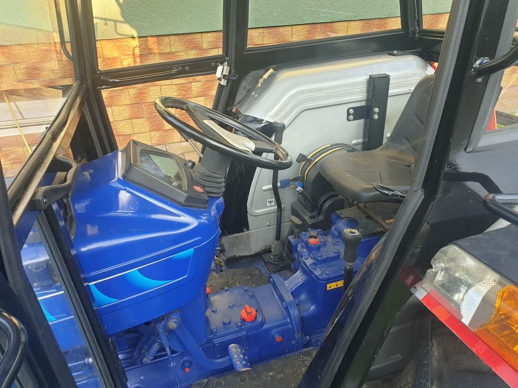 Ciągnik 4x4 Farmtrac 6050 DT
