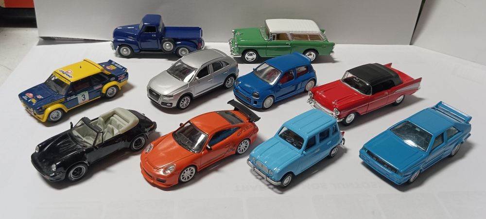 Carros escala 1/43 (lote n22)