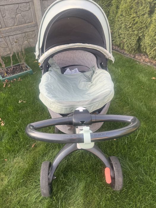 Дитяча коляска  Stokke