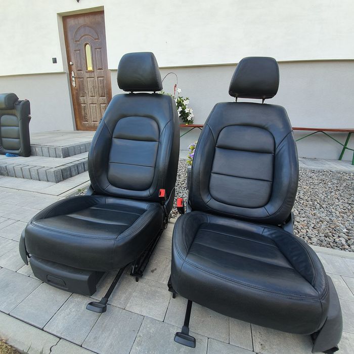 Siedzenia skoda superb 2014r