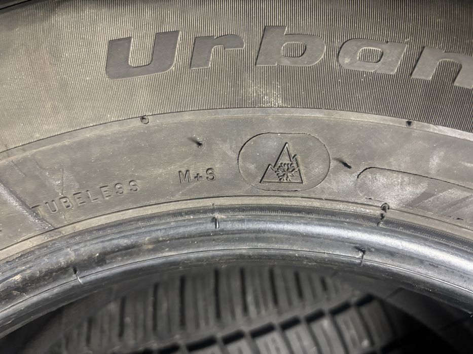 Шини зимові R16 235/60 BFGoodrich 4шт.(ціна за скат)2017рік
