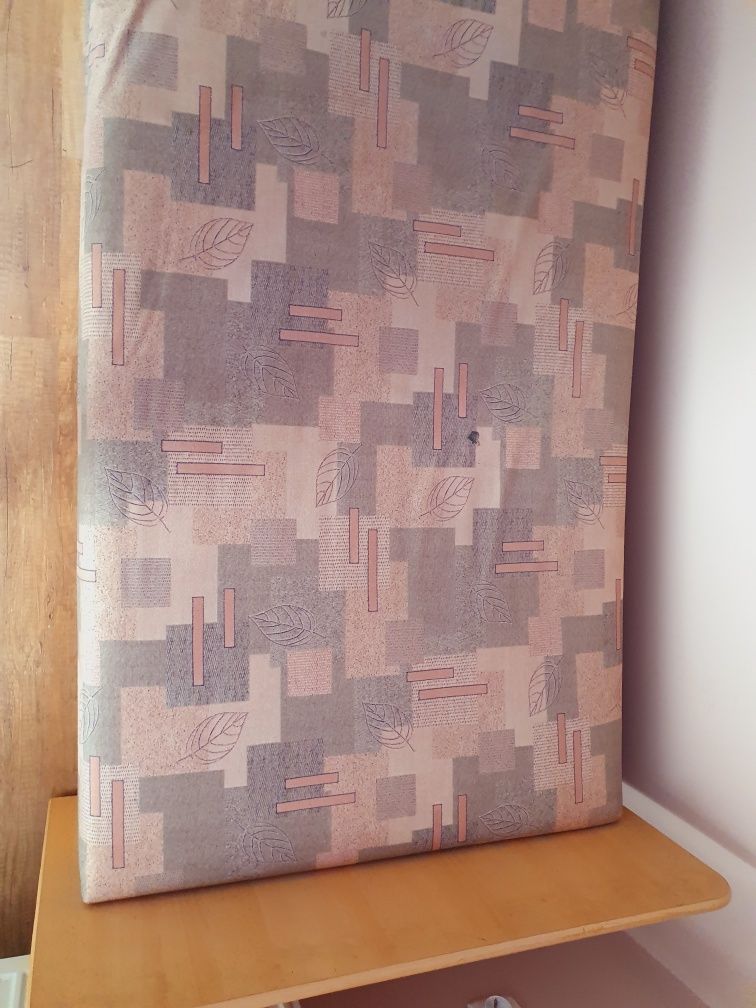Łóżko z pojemnikiem 80×200 leżanka