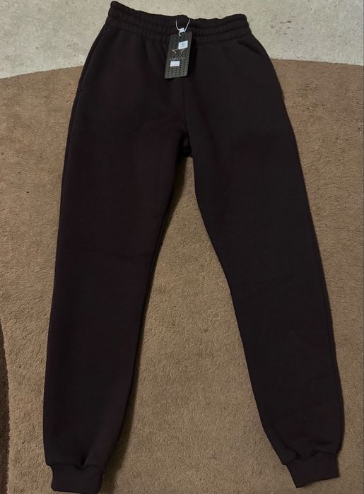 Спортивні штани жіночі