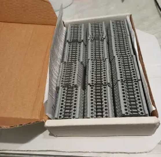 Клемники на DIN-рейку (оригінал)