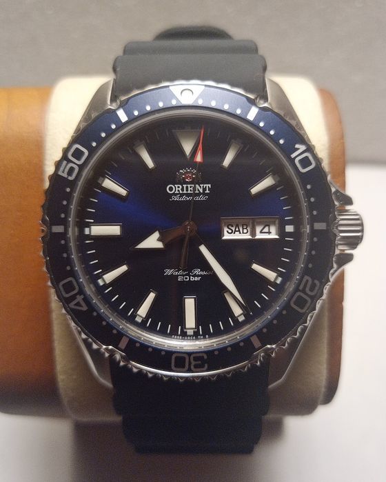 Чоловічий годинник Orient Mako III з автопідзаводом 200M Сапфір

Чолов