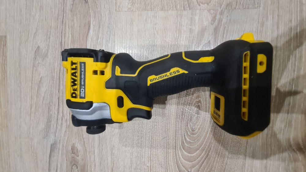Dewalt 850 гайковёрт