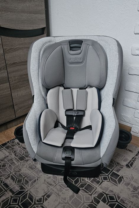 Автокрісло  0-30 nuna ізофікс  автокресло