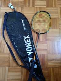 Raquete de badminton Yonex 88dtour (incluindo a saca)