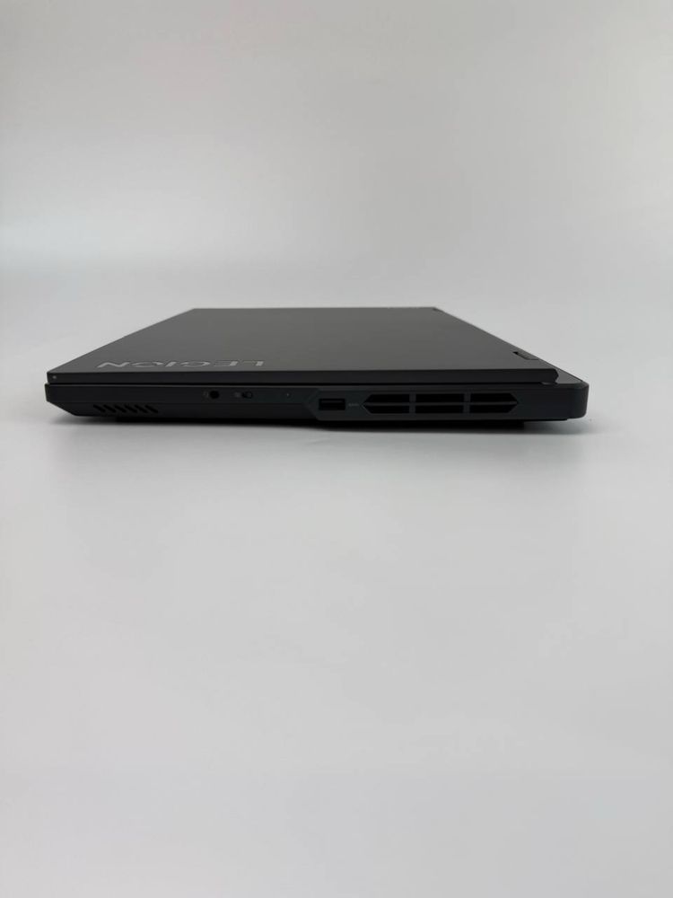 Lenovo Legion 5 Pro Ryzen 7 7745HX / RTX 4070 / 32GB / 2TB / 2K 165Hz