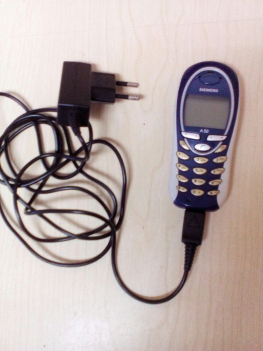 Telemóvel Siemens A50.