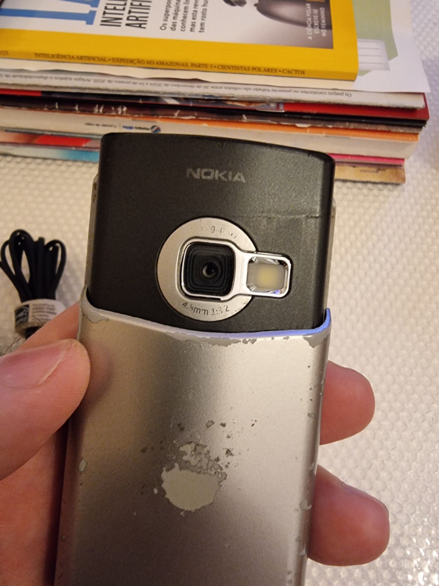 Nokia N70 vai com carregador original