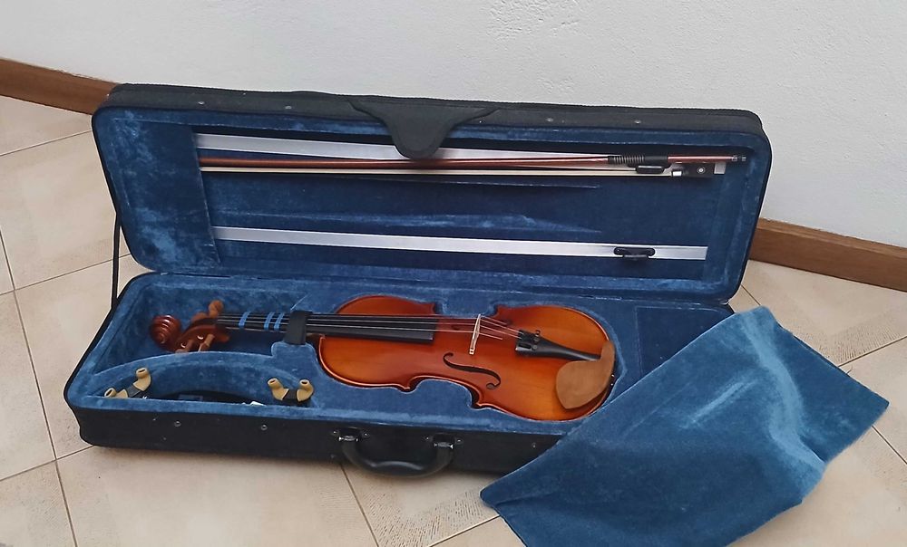 Violino e acessórios