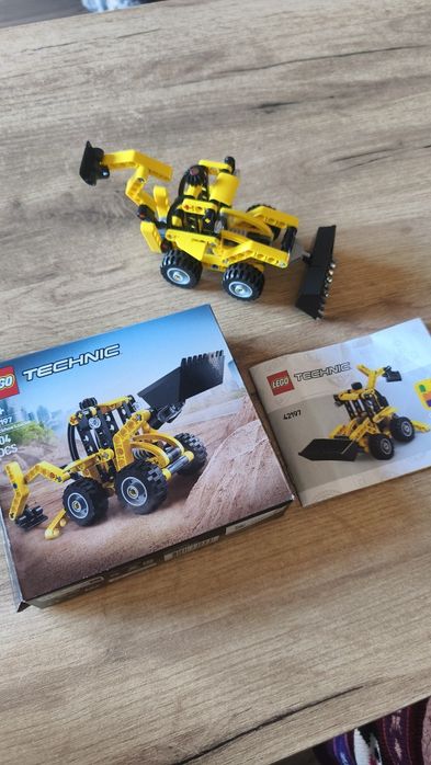 LEGO technic 42197 koparko-ładowarka