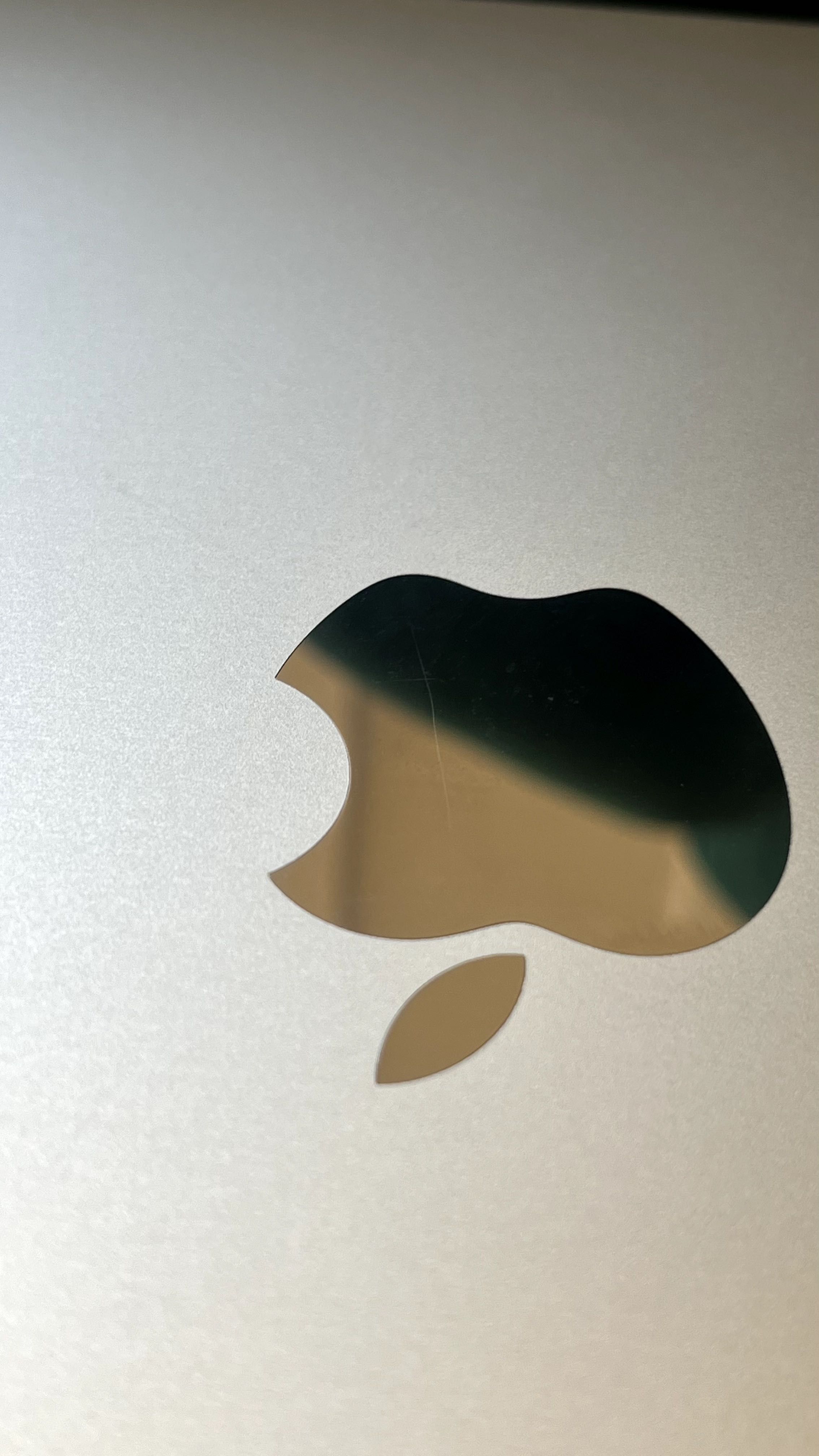 MacBook Air 13'' | 2024 | M3 8-core | 16GB | 512GB