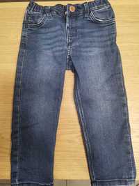 Chłopięce spodnie jeansowe roz. 92