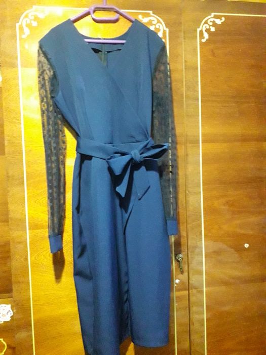 Гарне жіноче плаття