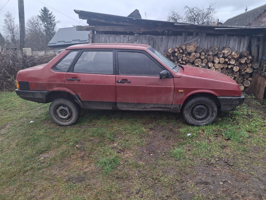 Продаю ваз2199 в хорошому стані 1994 рік