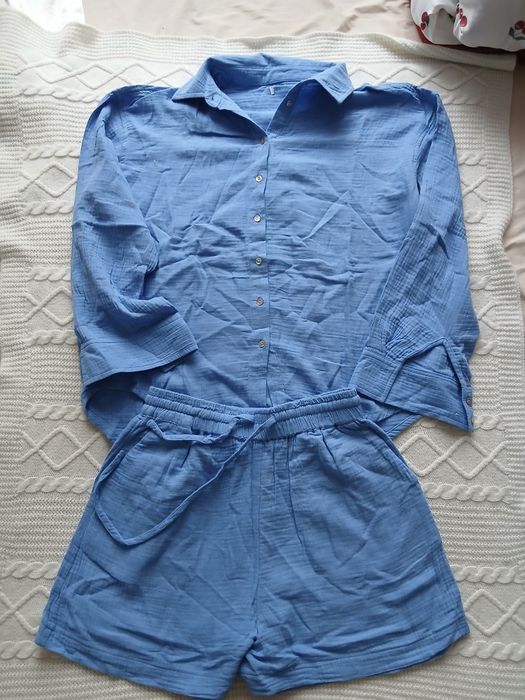Niebieski komplet spodenki i koszula tozm. uniwersalny