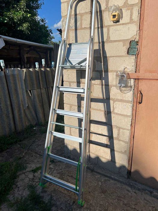Драбина вільностояча 6 сходинок