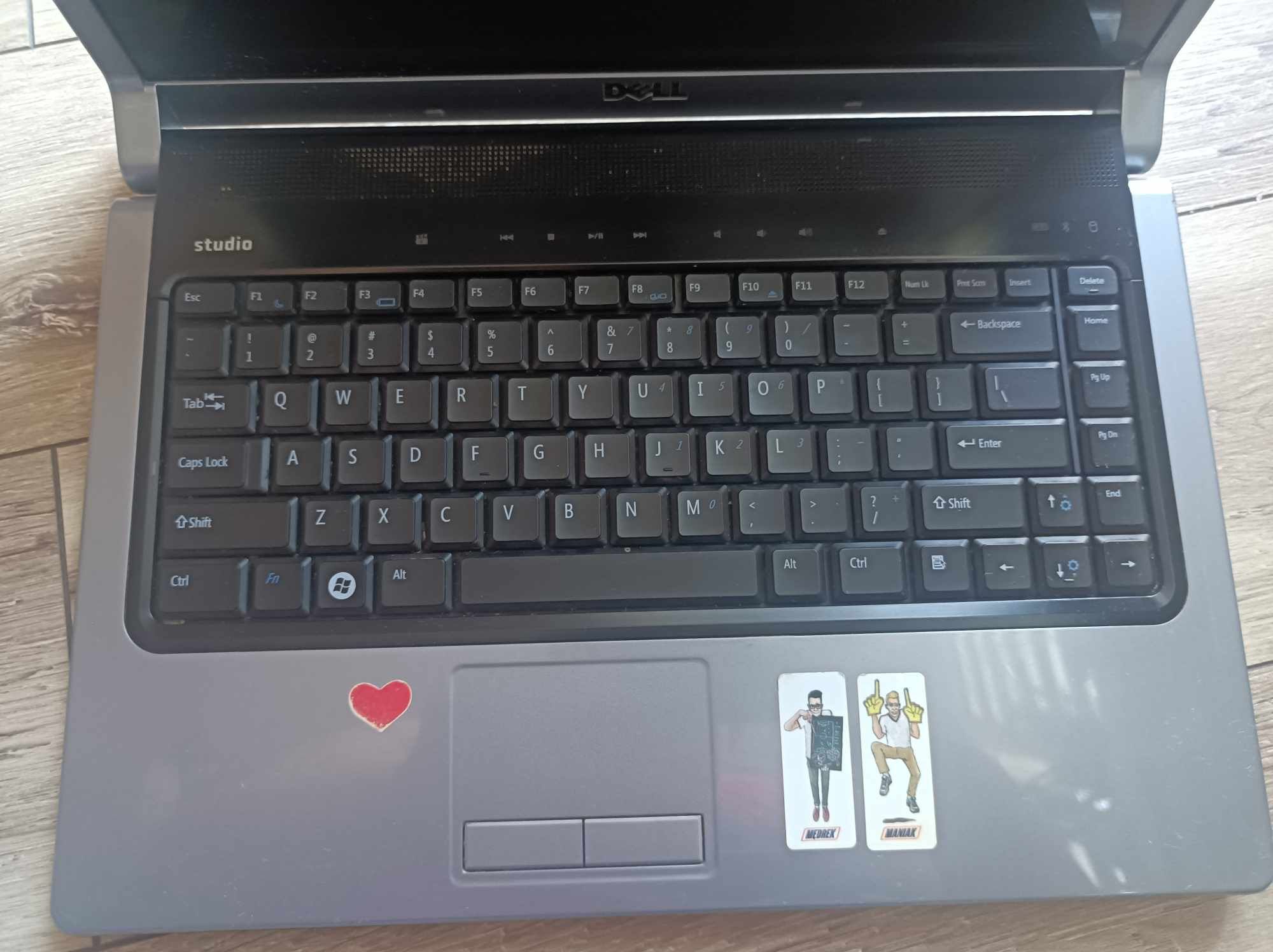 Laptop firmy Dell uszkodzony nie działający  na części