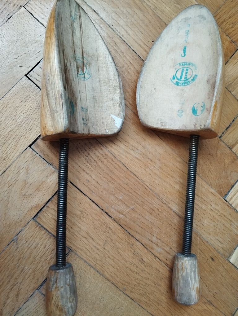 Prawidła do butów solidne drewniane z PRL