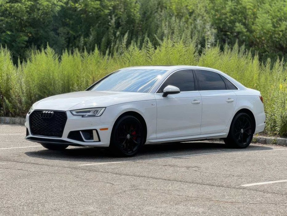 Audi A4 quattro Premium Plus      2019
