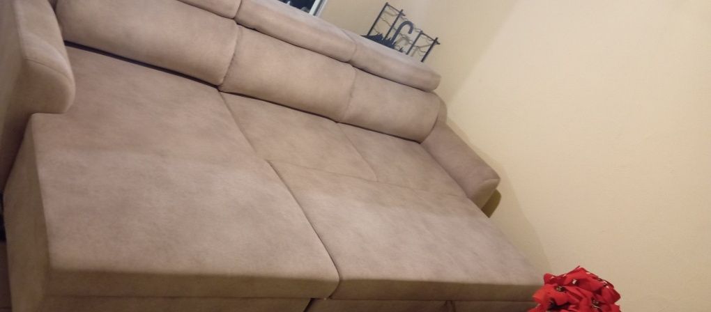 Sofá cama com chaise