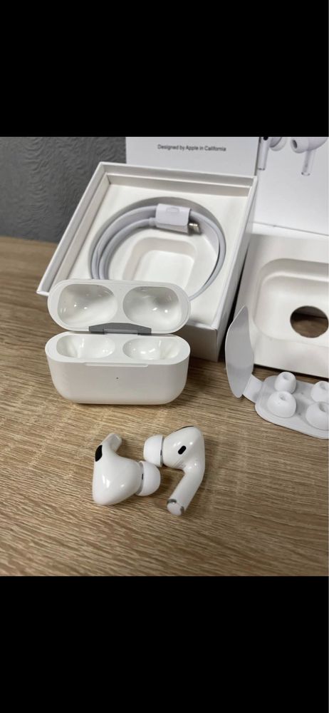 AirPods 2 pro hit