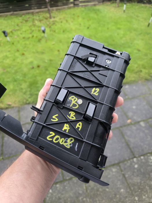 Uchwyt na kubek Saab 93 2008 Rok NR 12