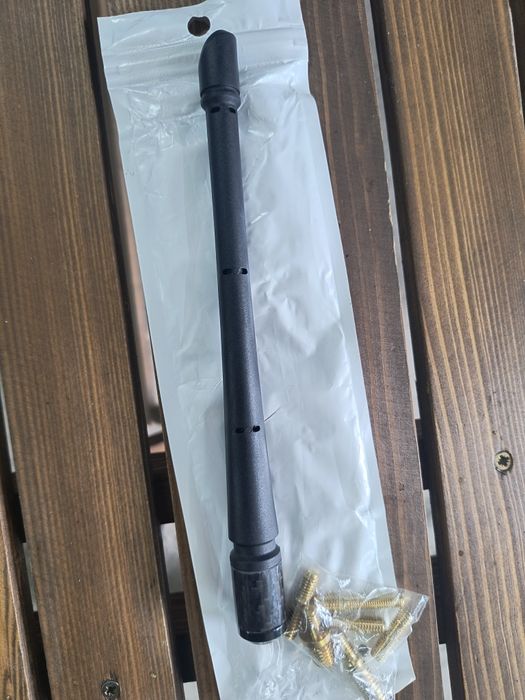 Антена автомобільна 20см