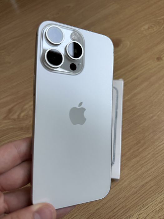 Iphone 15 Pro Max de 256gb ( Como Novo)