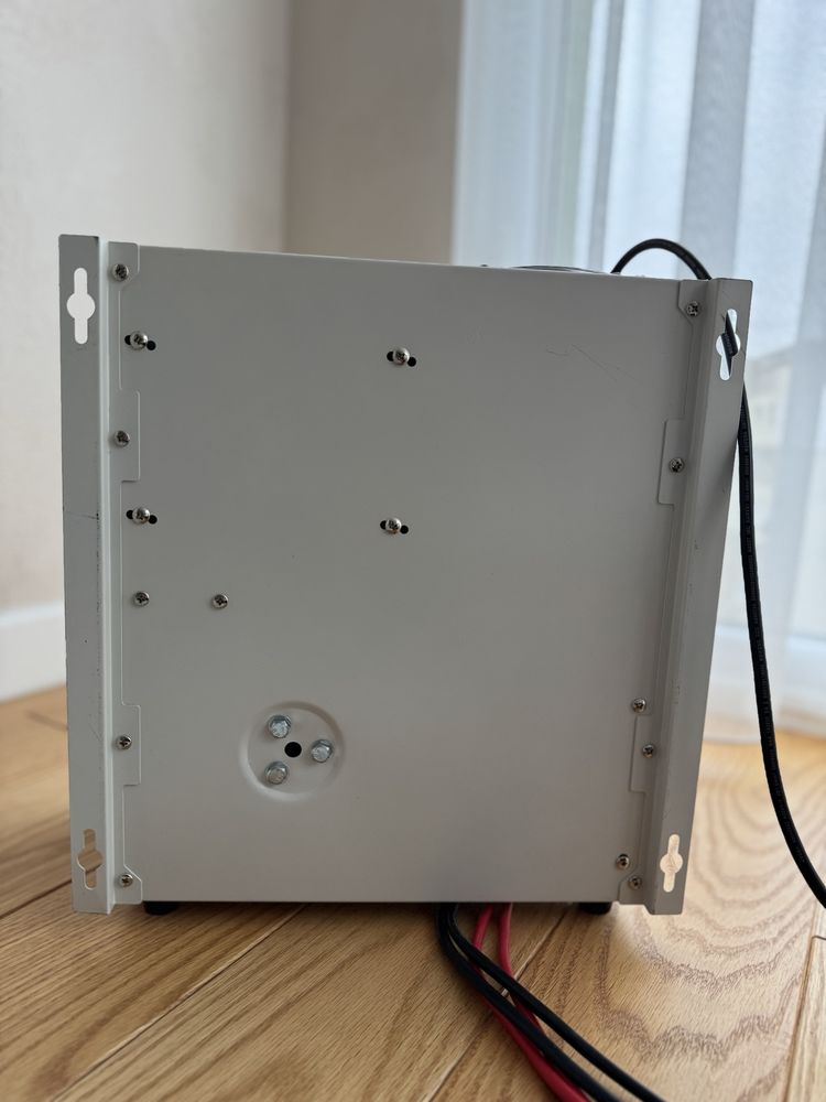 Інвертор volt sinusPRO-1500S