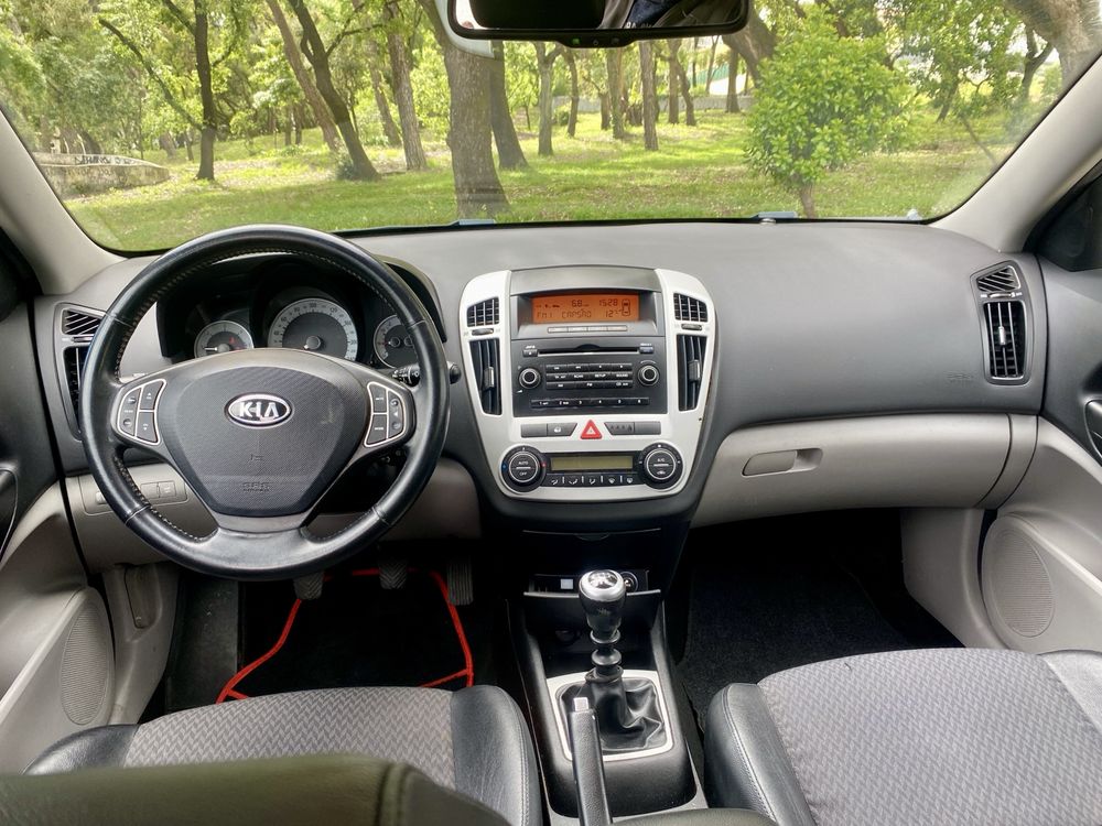 Kia ceed sw crdi DIESEL Nacional (LER COM ATENCAO)