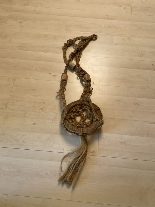 Kwietnik podwieszany pleciony recznie