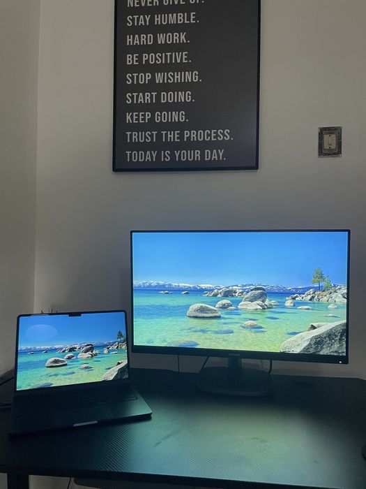 COMBO: monitor philips 27’’ + Mesa Gamer !!!64309791850370120