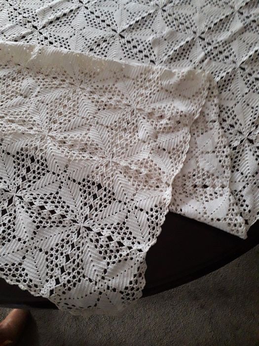 Colcha de cama em crochet (LER ANUNCIO)