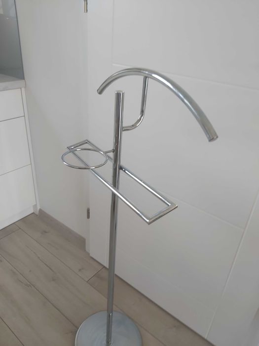 Wieszak na ubrania kamerdyner