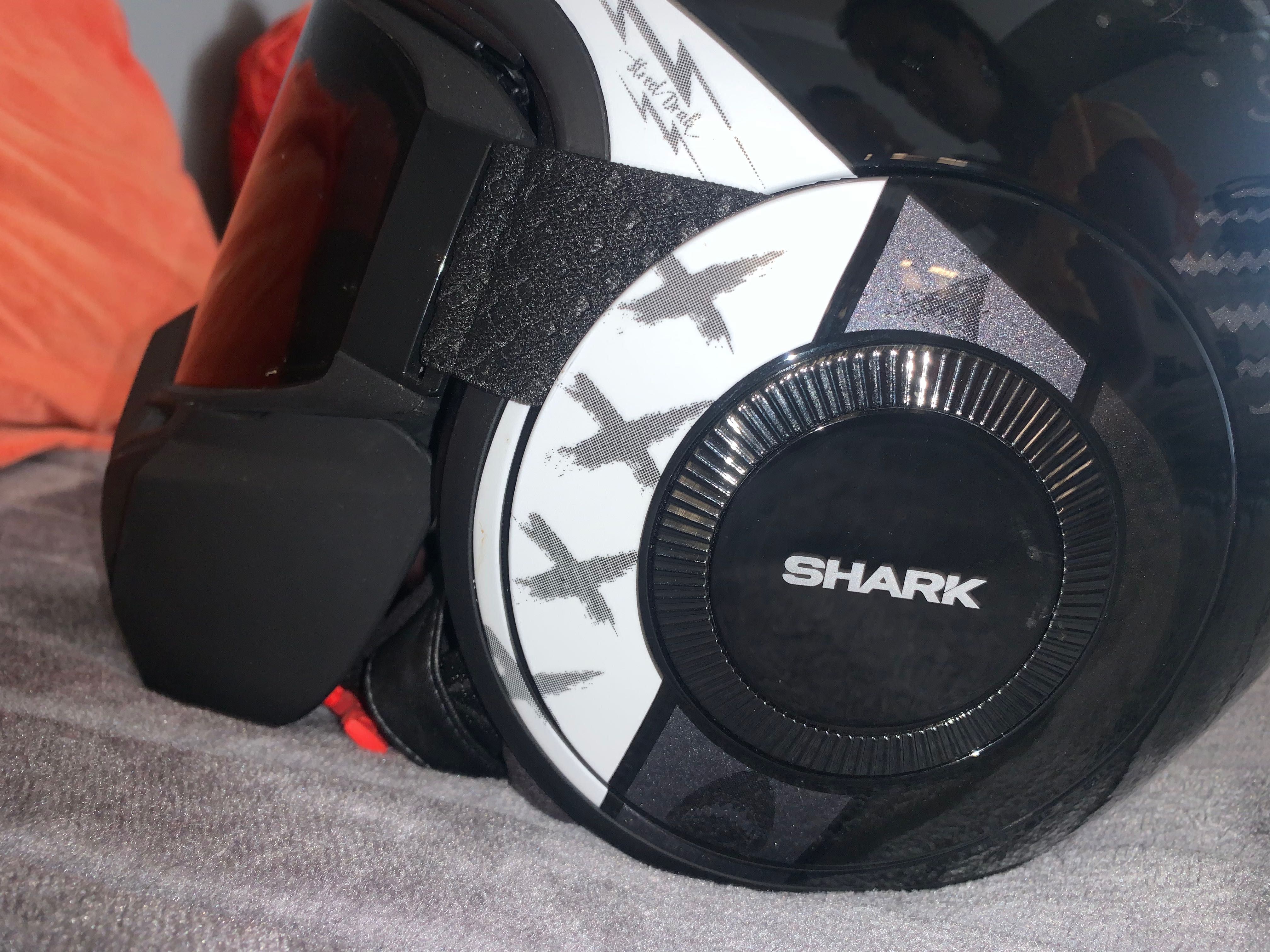 Capacete Shark para moto como novo