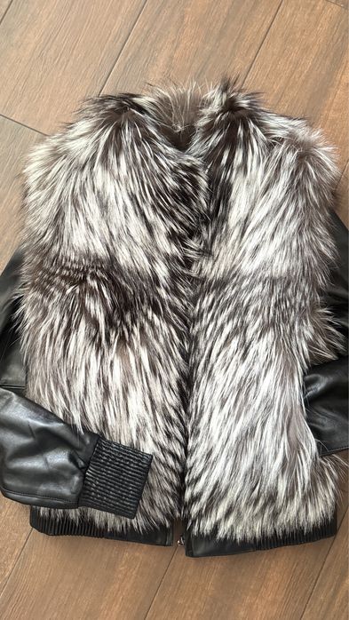 Шкіряна куртка хутро натуральне
